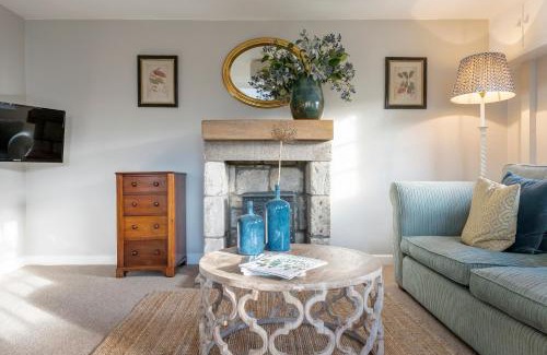 Monkton Combe Apartment | Tucking Mill View- Self Catering