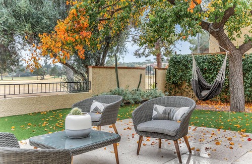 Casas Adobes House | Tucson National golf & biking retreat with private hot tub
