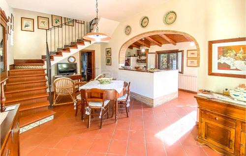 Carrozziere House | Tuffetto 3