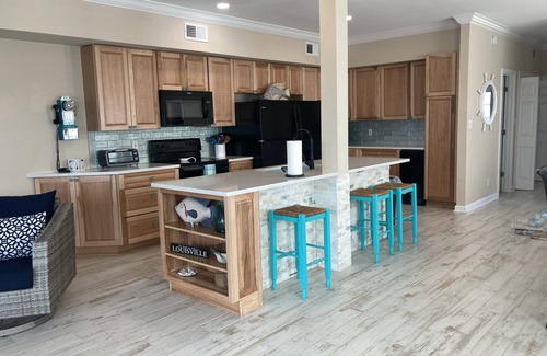 Fort Morgan House | Tug Life ~ Beachfront ~ 5 Bed 4.5 Bath ~ Beautifully Renovated.
