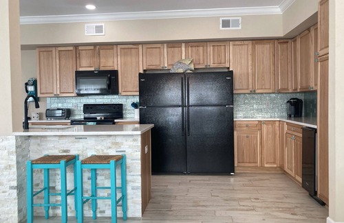 Fort Morgan House | Tug Life ~ Beachfront ~ 5 Bed 4.5 Bath ~ Beautifully Renovated.