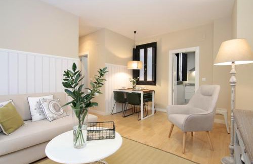 Centro - Sagrario Apartment | tuGuest Catedral Apartment