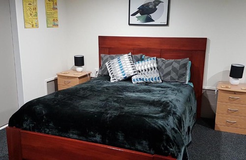 Raumati Beach Apartment | Tui's Call Paraparaumu