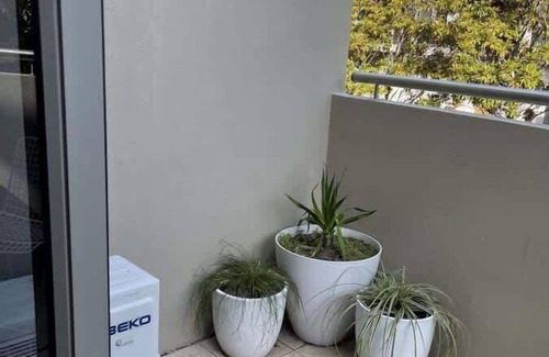 Taupo House | Tui Unit - So close to the lake +Pool