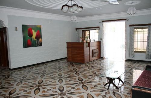 Abbottabad Hotel | Tulip Guest House Abbottabad