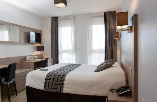 Palaiseau Apartment | Tulip Inn Massy Palaiseau - Residence