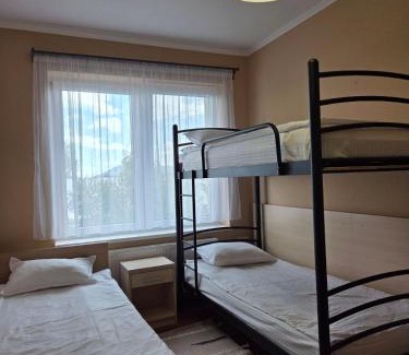 Nyzhnje Selyshche Hotel | Tulipan Hotel Aquapark