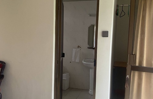 Arusha Cabin | Tumaini Homestay