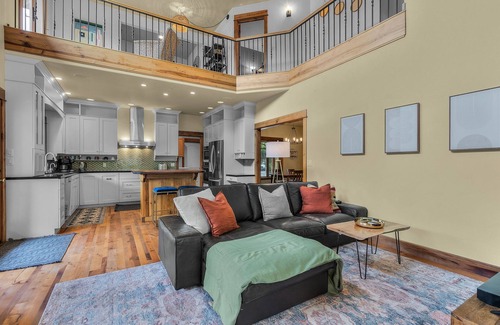 Bend House | Tumalo | Deschutes River Private Access | Hot Tub