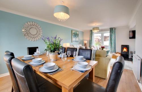 Seahouses House | Tumbler Rocks Retreat