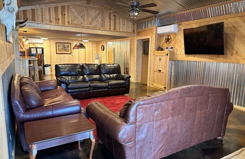 Bryson Cabin | Tumbleweed Saloon Cabin at Painted Lakes Ranch