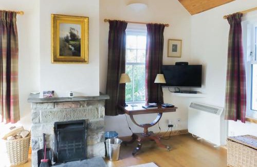 Strathtummel House | Tummel Cottage