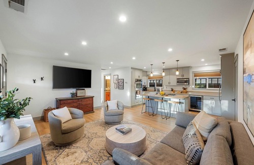 Kenwood House | Tune Haven *30+Days Rental*