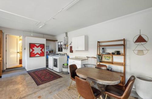 Kenwood House | Tune Haven *30+Days Rental*