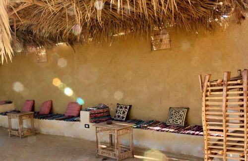 Tunis Village RV Rental | Tunis Tone - Tunis Village Campsite
