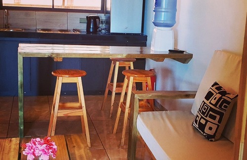 Hanga Roa Apartment | Tupuna Lodge está en un barrio residencial tranquilo , tenemos aparcamiento grat