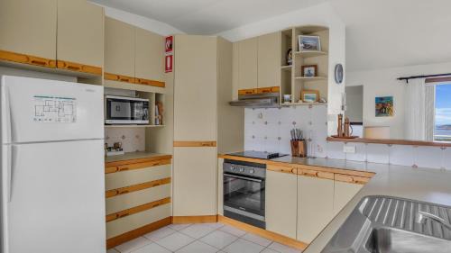 Tura Beach House | Tura Beach Capes View House