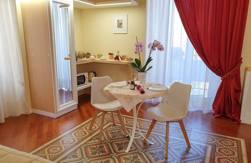 Trani Bed & Breakfast | Turenum Apartment B&B
