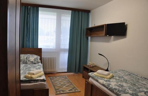 Zapad House | Turistická ubytovňa pri Spojenom školskom internáte Medická 2