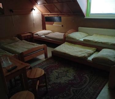 Lubovnianske Kupele House | Turistika ubytovňa sivá brada
