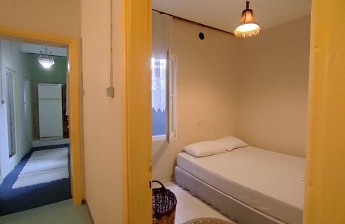 Ayvalik City Center House | Turmeric House