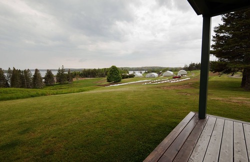 North Haven House | Turner Farm Guest House with ocean views