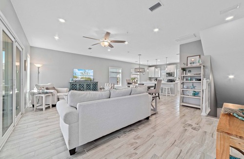 Ono Island House | Turner's Choice | Dog Friendly | Lost Key Golf & Beach Club