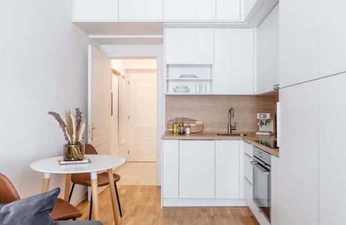 Prague 7 Apartment | TurnKey | Letna Park Cozy Studio