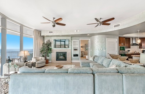 Orange Beach Condo | Turquoise C601-Beach Front w/Private Hot Tub
