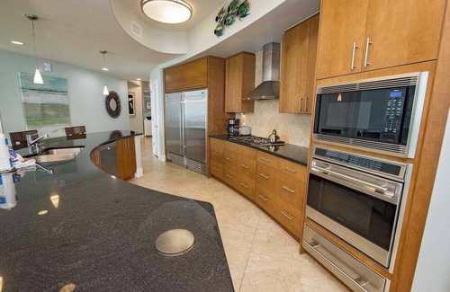 Orange Beach Condo | Turquoise Place 1909D 4 bedroom 4.5 bath corner unit with Private hottub by Prickett Properties
