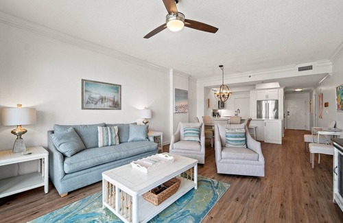 Sandestin Condo | Turquoise Waters | Beachfront Condo w/Pools, Tiki Bar, Tennis & Stunning Gulf Views!