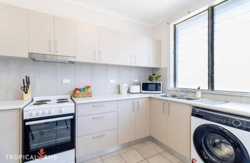 Rapid Creek Apartment | Turtle Place 2 Bed Apt Walk To Foreshore