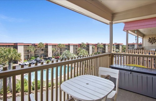 North Myrtle Beach Condo | Turtle's Nest condo - private beach access, panoramic inlet/partial ocean viewsn