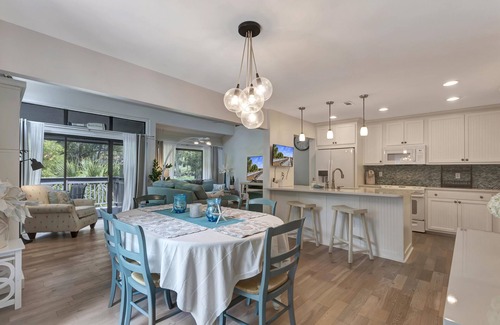 Palmetto Dunes Condo | Turtles & Tails - PET FRIENDLY in Palmetto Dunes!