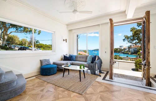 Manly Apartment | Tusan Villa Little Manly