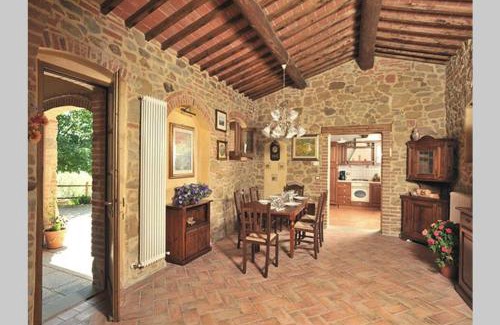 Castiglion Fiorentino House | Tuscan Charme of Cottage Roccaio Countryside Cortona