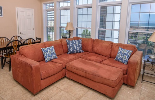 Myrtle Beach Villa | Tuscan Ocean Vista D - 1/2 Block to Beach, close to shopping and area attractions