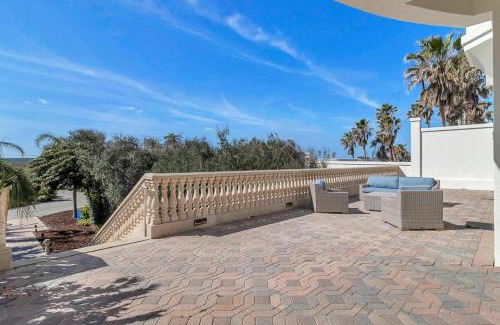 Crescent Beach House | Tuscan Sunrise