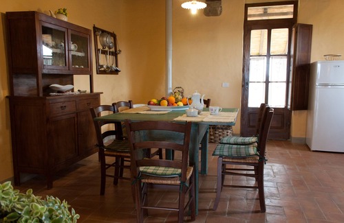 Vergelle Villa | Tuscan villa between San Giovanni D'Asso and Montalcino