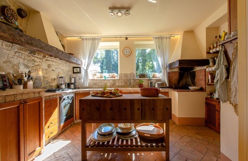 Cetona House | Tuscan villa with stunning views!