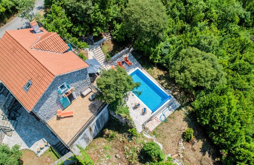 Radovici Villa | Tuscany villa from the stone with the pool