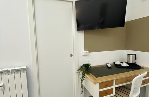 Quartiere XXIV Don Bosco Apartment | Tuscolo METRO A House