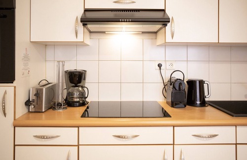 Old Town Apartment | Tussaud spa 75m2 city center up to 4