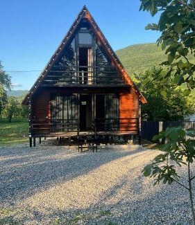 Salkhino Cabin | Tuta Cottage