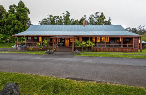 Volcano House | Tutu's Place by Volcano Heritage Cottages