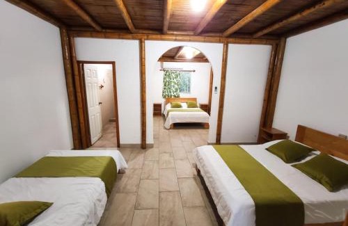 Puerto Lopez Hostel | Tuzco Lodge