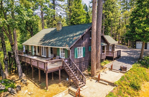 Twain Harte Cottage | Twain Harte 47-acre Gated Pool Estate