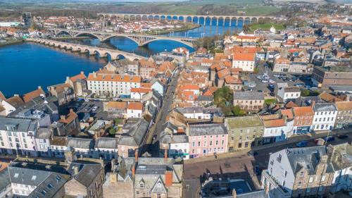 Berwick-upon-Tweed Apartment | Tweedside Retreat - North East Escapes