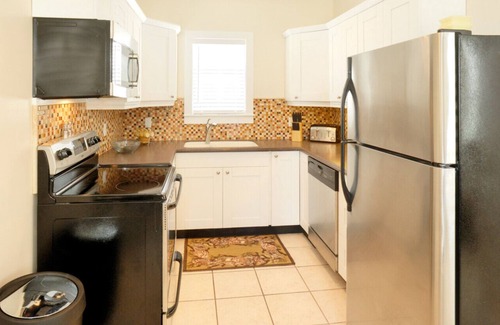 Uptown - Upper Duval House | Twice as Nice on Duval Street - Key West Cottages w Private Pool