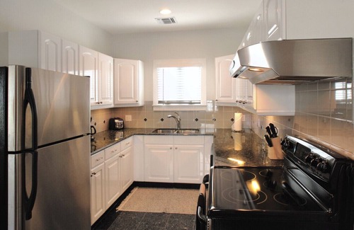 Uptown - Upper Duval House | Twice as Nice on Duval Street - Key West Cottages w Private Pool